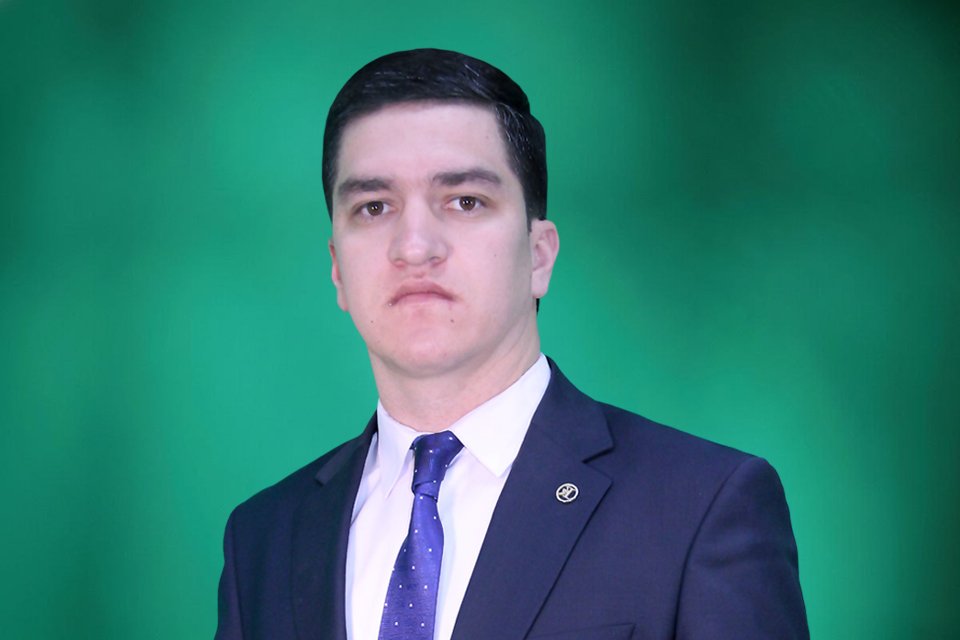 Икромов Назарали