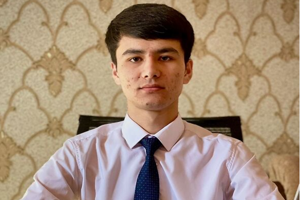 ҲИКМАТИ АРТИШДОРӢ